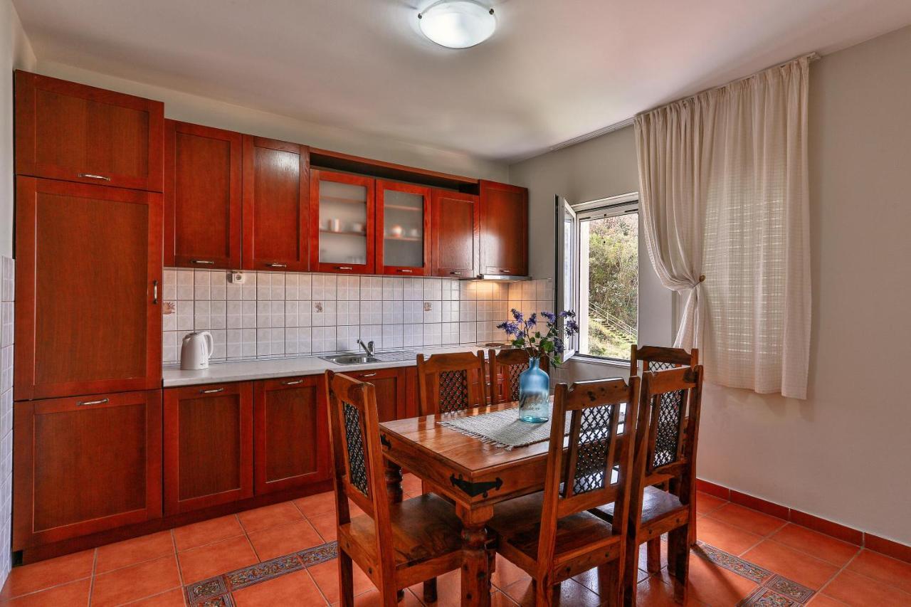 Apartments Misko Utjeha Zewnętrze zdjęcie