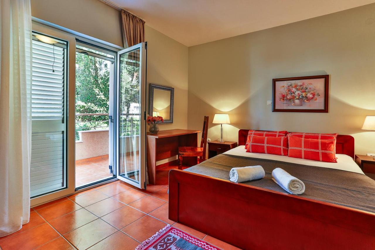 Apartments Misko Utjeha Zewnętrze zdjęcie