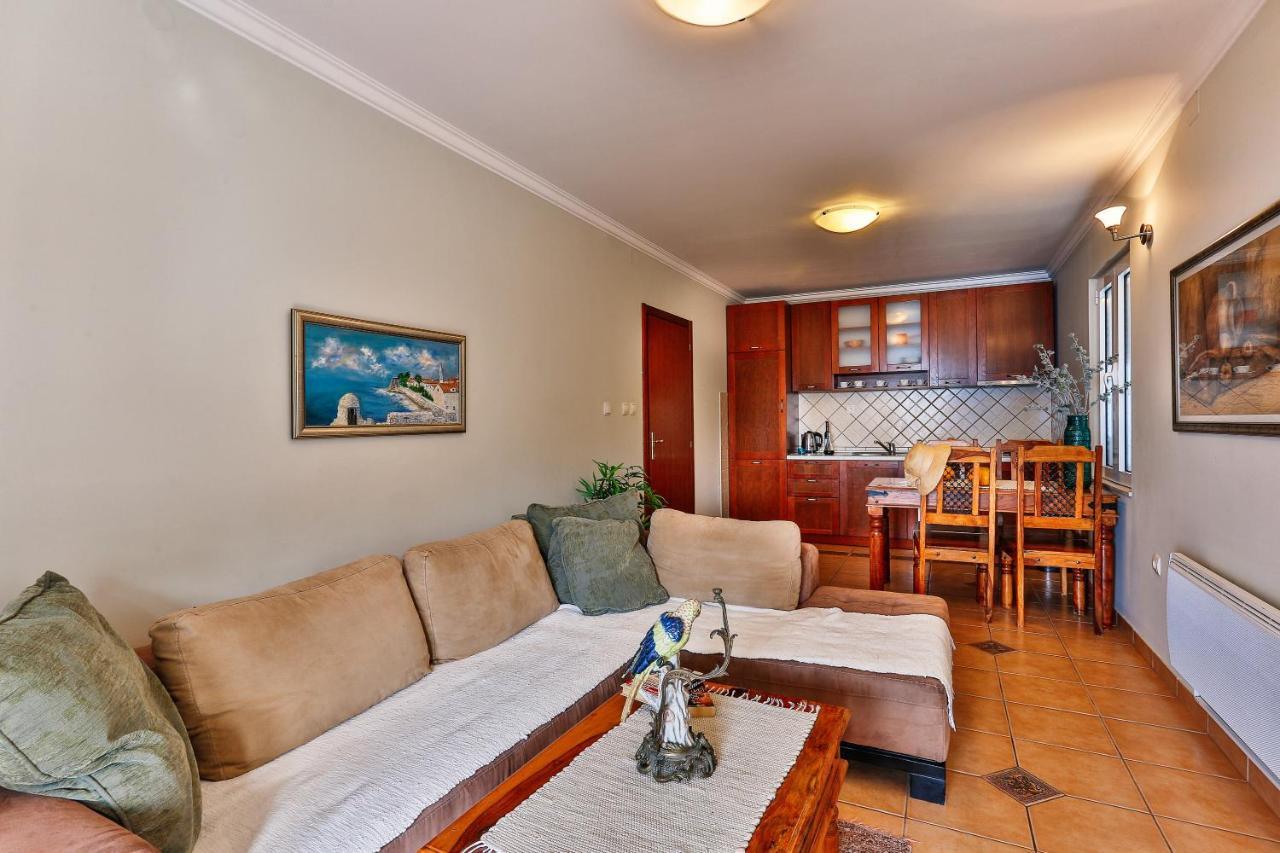 Apartments Misko Utjeha Zewnętrze zdjęcie