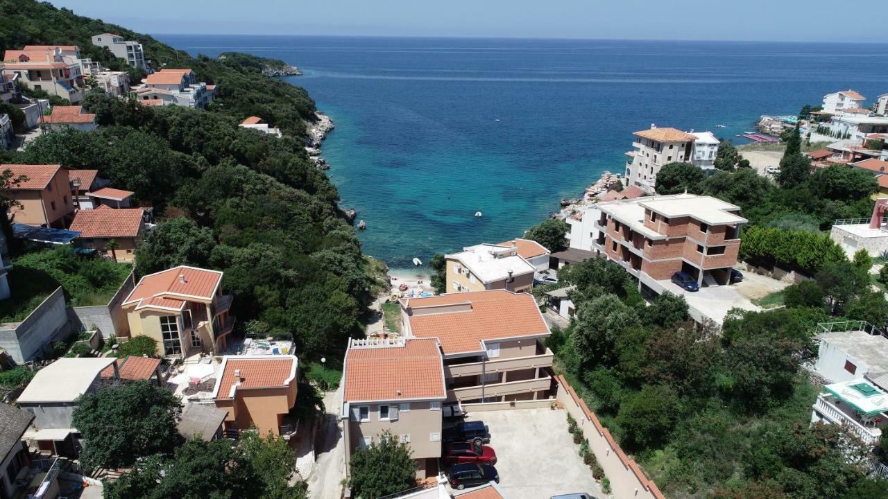 Apartments Misko Utjeha Zewnętrze zdjęcie